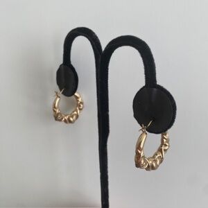 10 Karat Real Gold Hugs & Kisses Hearts Hoop Earrings